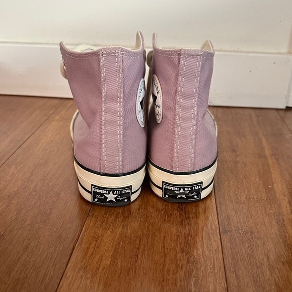 Lavender  ConverseHigh-Top Sneakers - men's 6.5 - women 8.5 - Picture 4 of 7